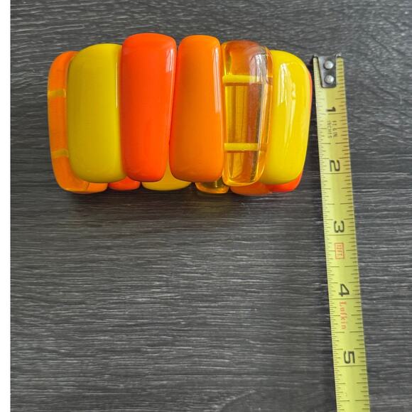 Vintage 1960s Orange Yellow Lucite 2" Wide Stretchy Bangle Bracelet - Picture 3 of 7